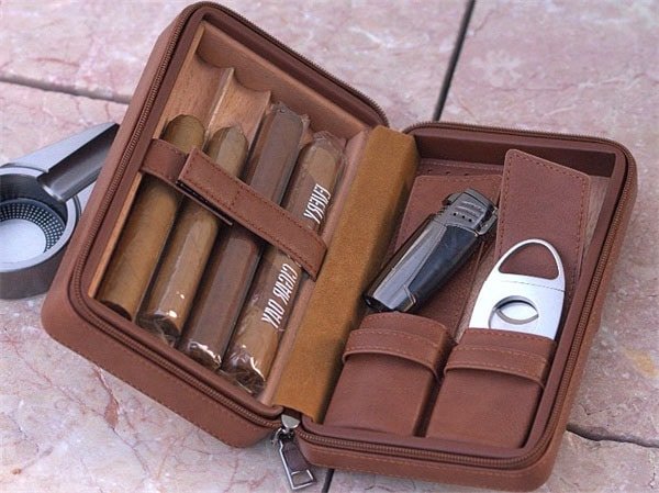 2024 Scotte Travel Humidor Review [User Review]-10