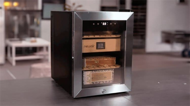 newair 250 count electric cigar humidor2