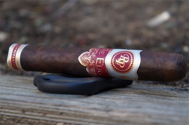 rocky patel the edge avis2