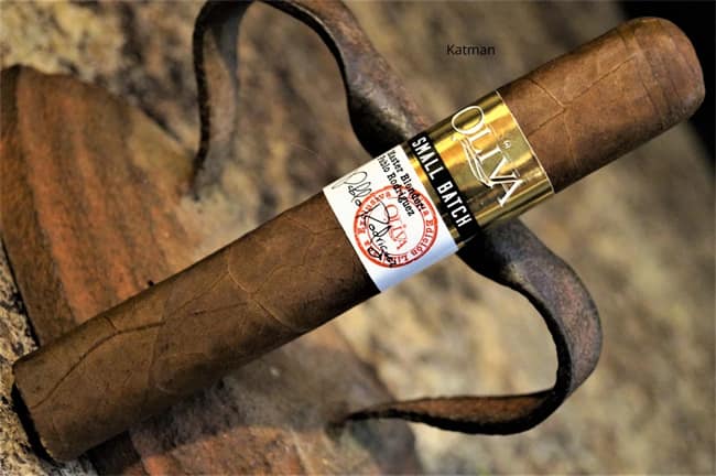 oliva cisne negro cigarro10