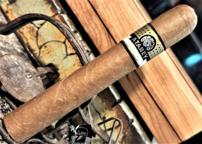 oliva cigarro cisne negro5