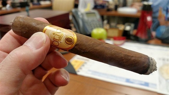 oliva serie o cigar review9