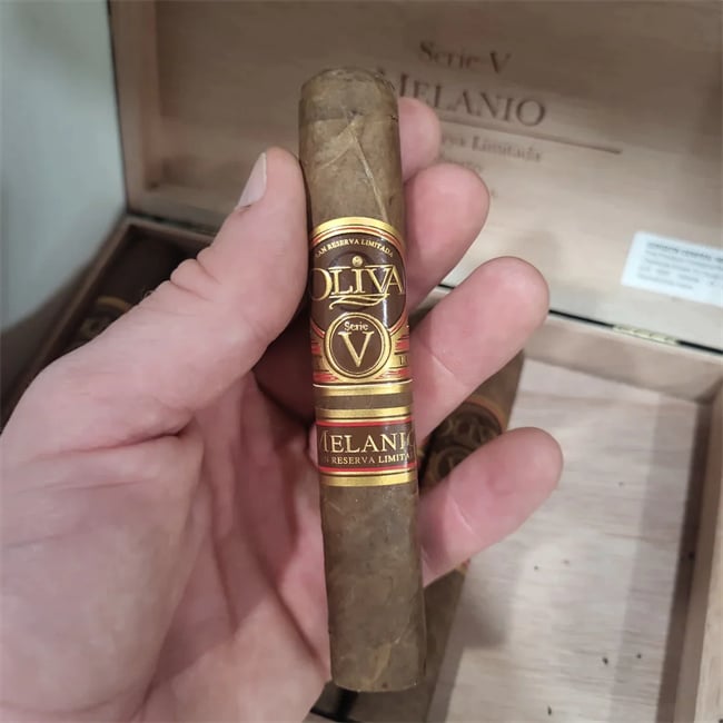 oliva serie v cigar6