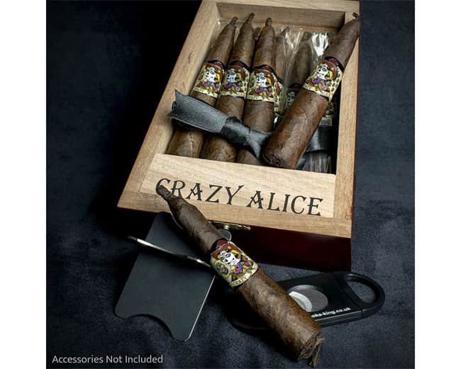 crazy alice cigar review5