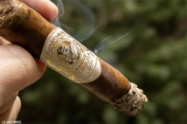 gurkha cigarros toro review7