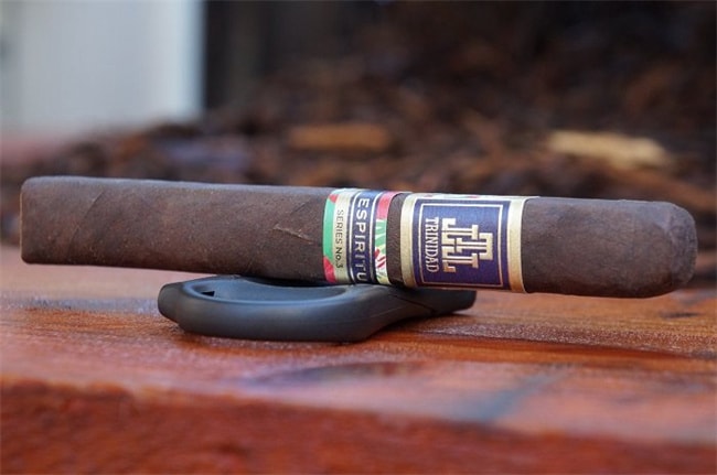 trinidad espíritu serie no. 3 recensie3