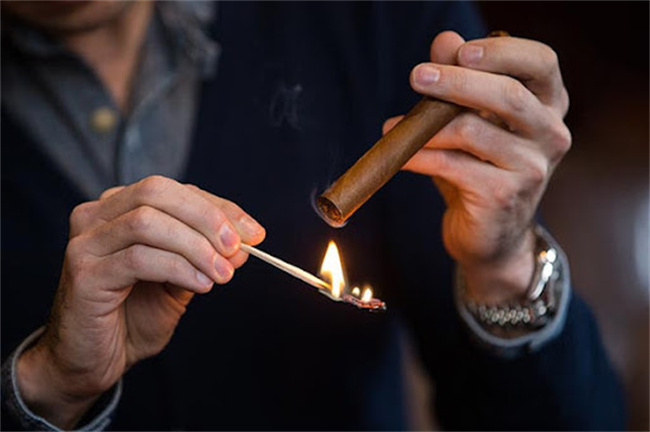 toasting cigars